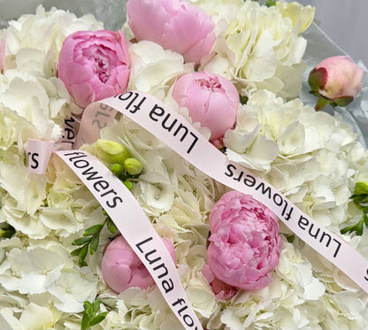 Sweet Petal Kiss